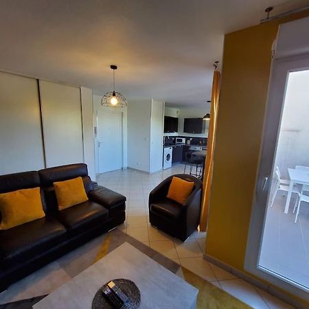 T4 Terrasse Et Box - Groupama Stadium-Eurexpo-Lyon 메이쥬 외부 사진