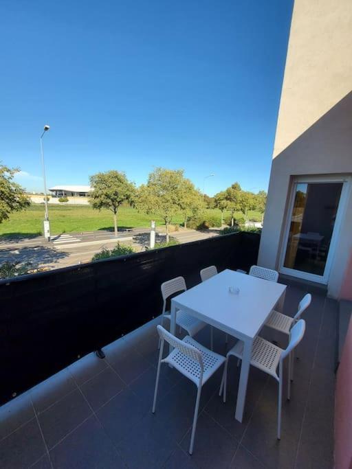 T4 Terrasse Et Box - Groupama Stadium-Eurexpo-Lyon 메이쥬 외부 사진